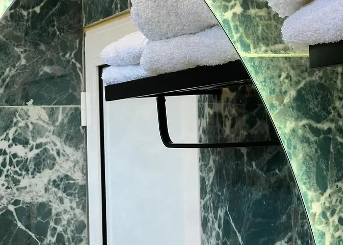 Cozy Corner Golem (Tirana)